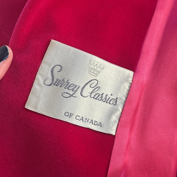 VINTAGE Raspberry Velvet Coat - Picture 5 of 12